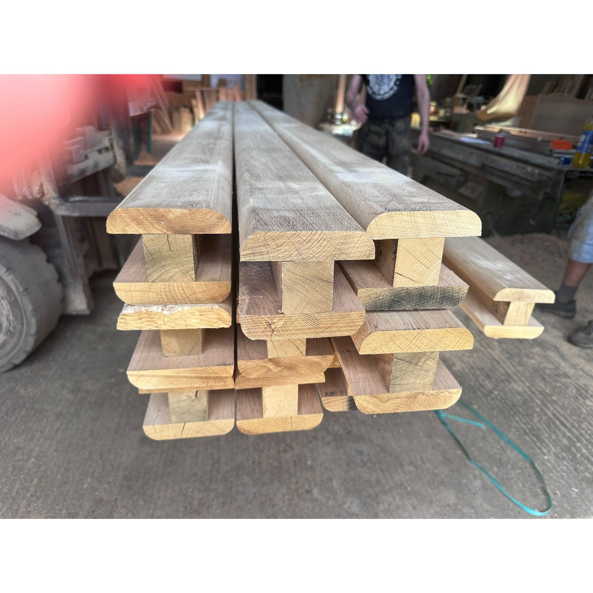 Slotted fence posts 90x90 2.4m — J&R Woodcraft