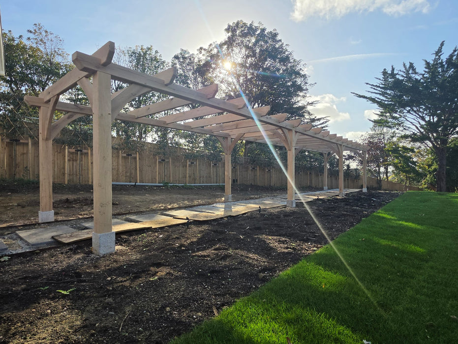 Premium Solid Oak Pergola Kit - Customizable and Ready-to-Assemble for Your Outdoor Living Space